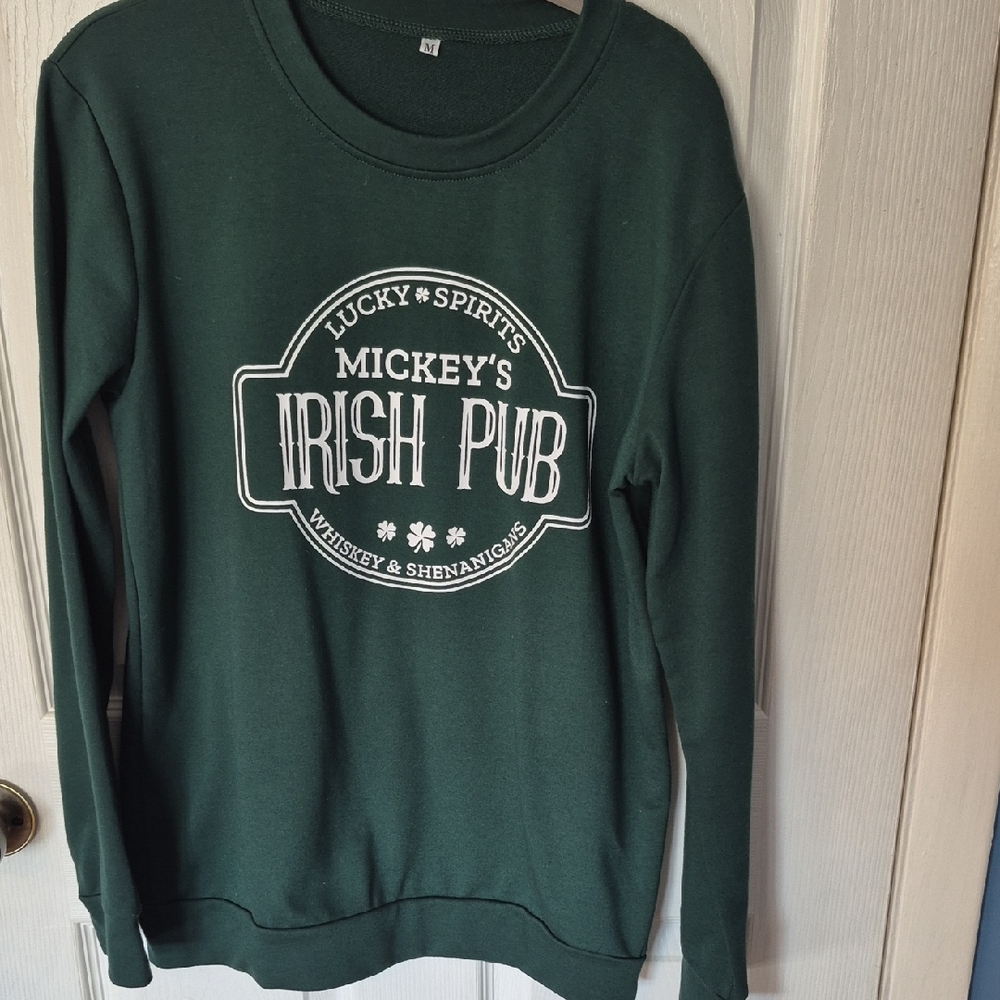 Green Irish Pub Sweatshirt